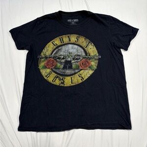 Guns and Roses shirt medium